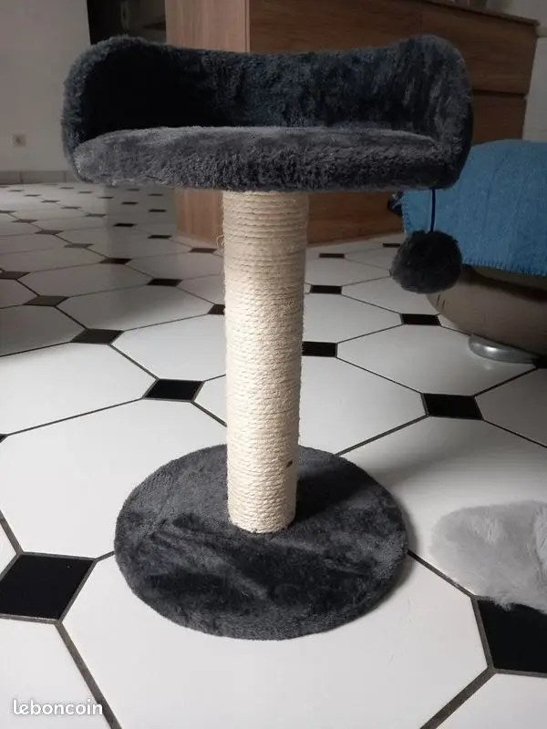 Cat Tree with Scratching Pole, Bed & Toy – Fun Rest Spot, 47x31x30 cm